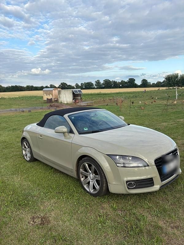 Grau Gebraucht 2011 Audi TT Cabrio | 6.900 € (Superpreis) - Bild 1/4