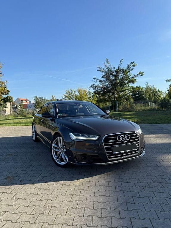 Grau Gebraucht 2016 Audi A6 Sport Limousine | 21.700 € (Etwas zu teuer) - Bild 1/4