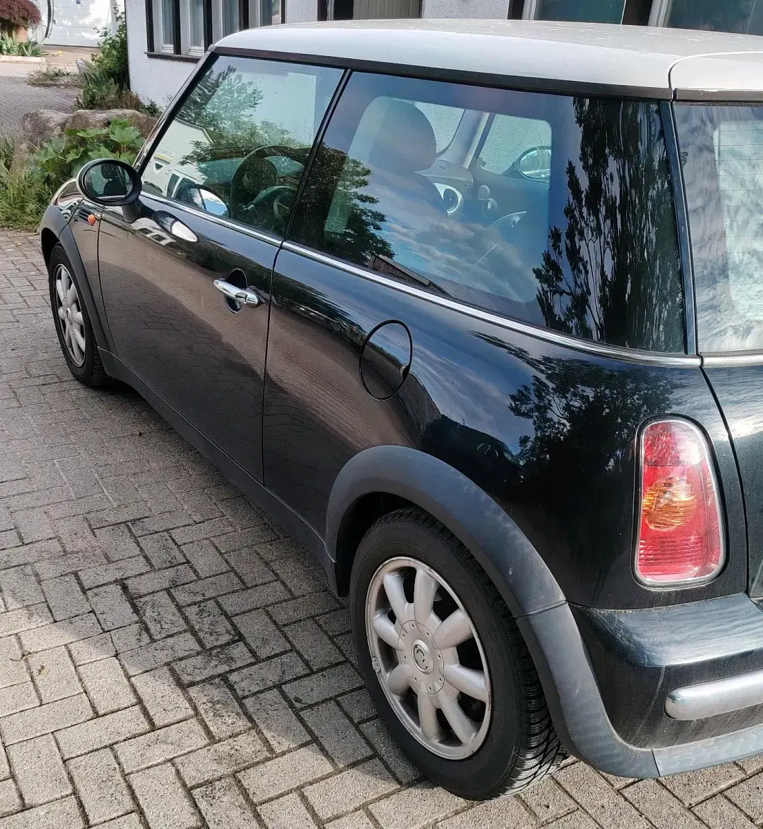 Käytetty Mini Cooper 116 HP (85 kW) 2004 Musta Viistoperä
