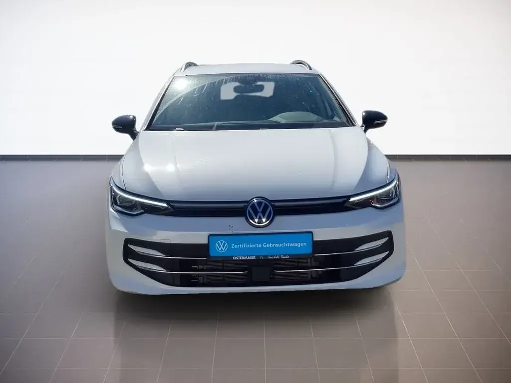 Second-hand VW Golf VIII Goal 150 CP (110 kW) 2025 Alb Break