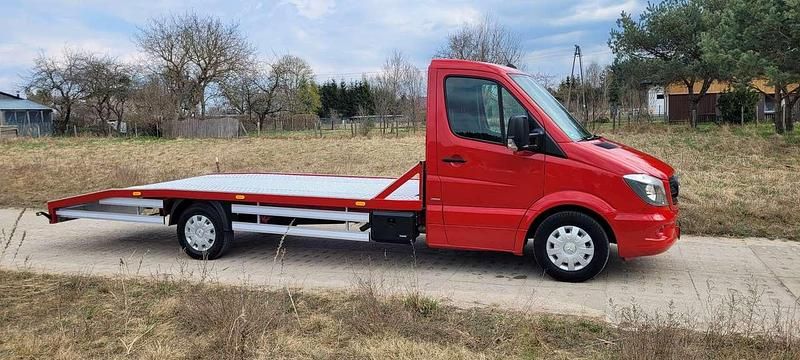 Gebraucht Mercedes Sprinter 163 PS (119 kW) 2014 Rot Van