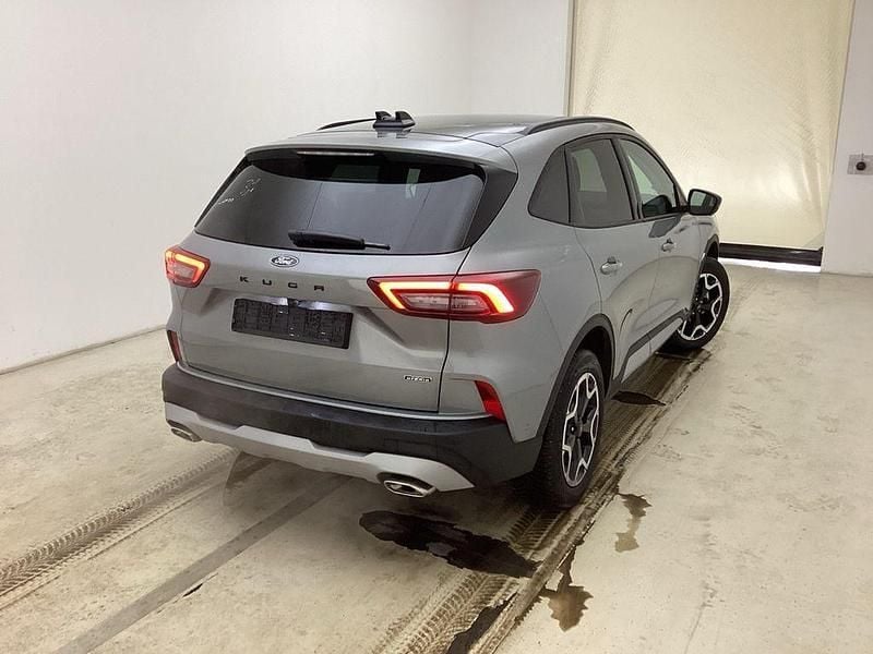 Gebraucht Ford Kuga Active X 242 PS (177 kW) 2024 Silber SUV