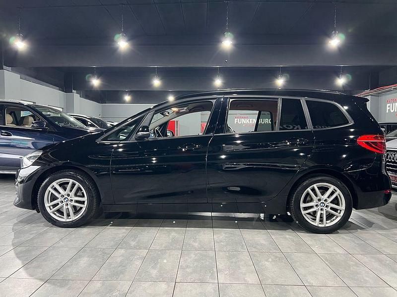 Gebraucht BMW 220 Gran Tourer Advantage 190 PS (139 kW) 2018 Schwarz Van / Kleinbus