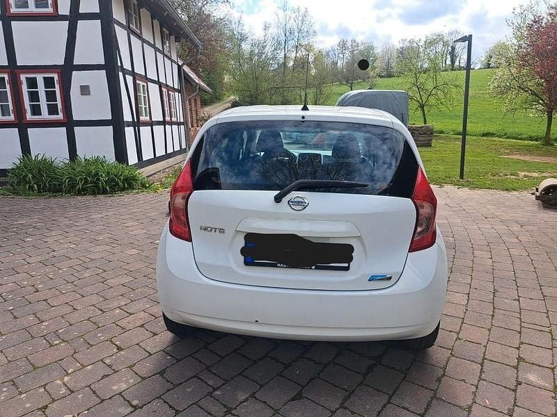Second-hand Nissan Note Acenta 90 CP (66 kW) 2014 Alb Hatchback