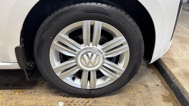 Używany VW up! high up! 2018 Biały Hatchback