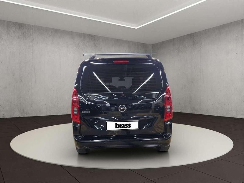 Gebraucht Opel Combo Life Edition 102 PS (75 kW) 2022 Diamant schwarz (metallic) Van / Kleinbus