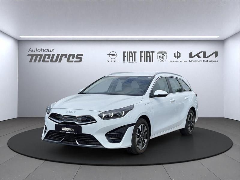 Wd) cararraweiss (weiss Gebraucht 2022 Kia Ceed Sportswagon Vision Kombi | 21.988 € (Guter Preis) - Bild 1/4
