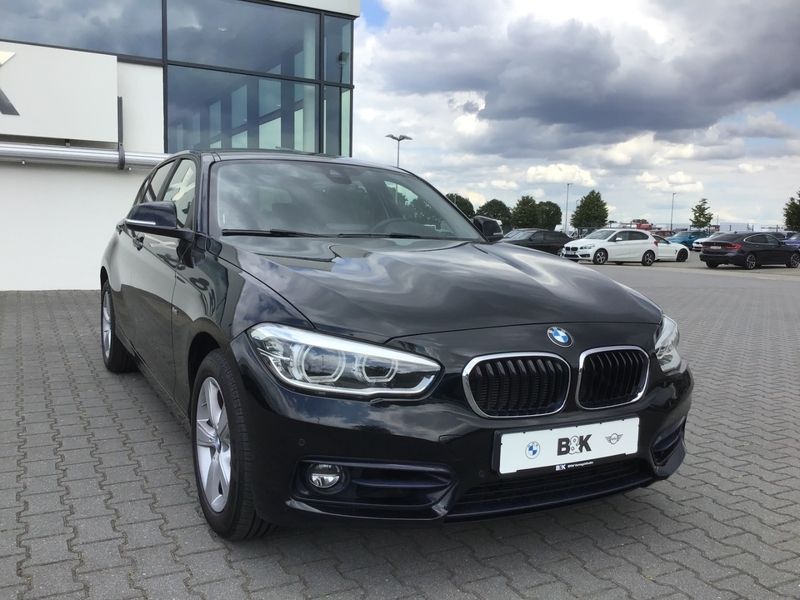 Gebraucht BMW 118 Sport Line 150 PS (110 kW) 2018 Schwarz Kleinwagen