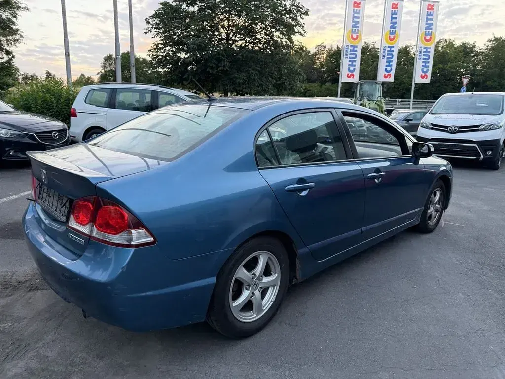 Gebraucht Honda Civic Comfort 116 PS (85 kW) 2009 Blau Limousine