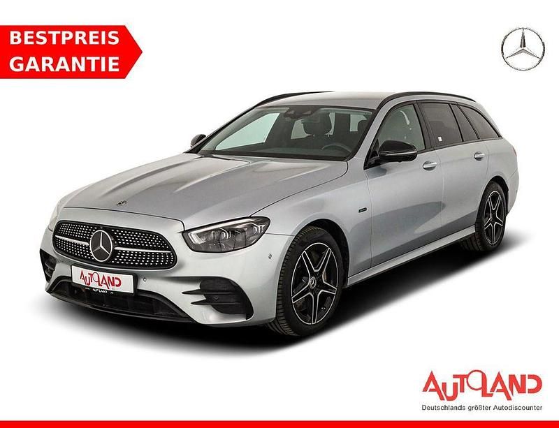Schwarz Gebraucht 2022 Mercedes E300 AMG line Kombi | 34.950 € (Fairer Preis) - Bild 1/4