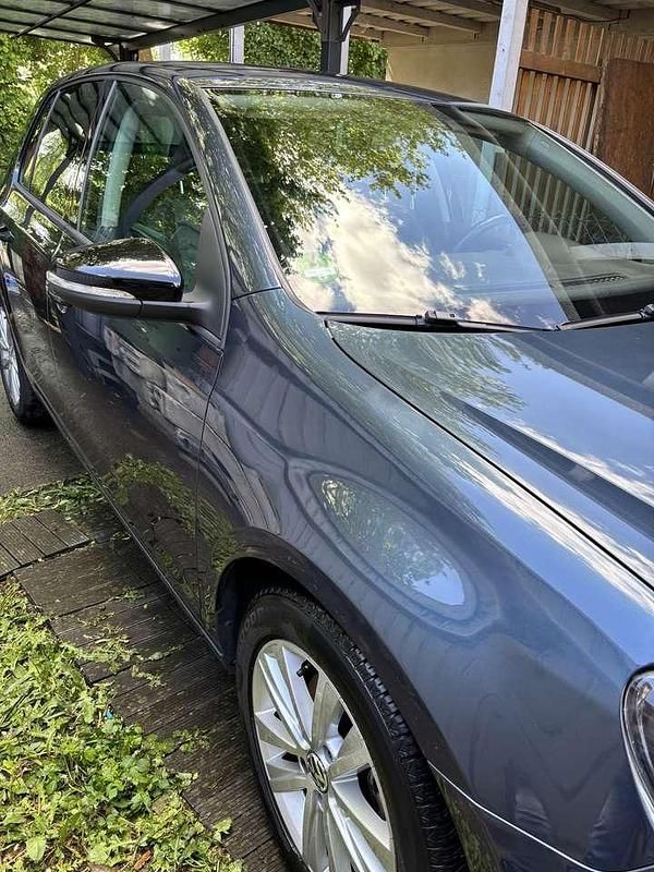 Blau Gebraucht 2011 VW Golf VI Style Limousine | 7.899 € (Etwas zu teuer) - Bild 1/4