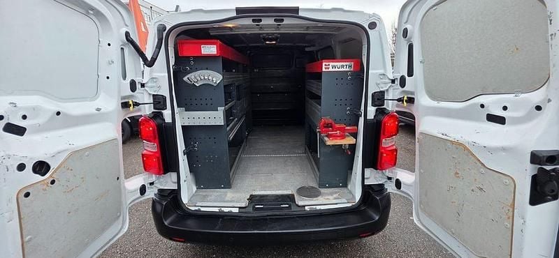 Weiß Gebraucht 2019 Opel Vivaro Van / Kleinbus | 12.900 € (Superpreis) - Bild 1/4