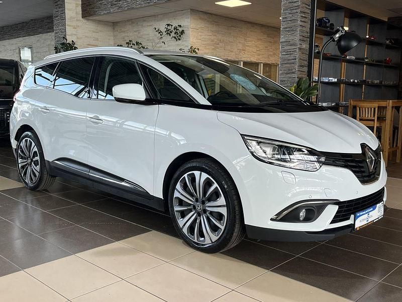 Weiß Gebraucht 2021 Renault Grand Scénic IV Business Van / Kleinbus | 17.500 € (Fairer Preis) - Bild 1/4