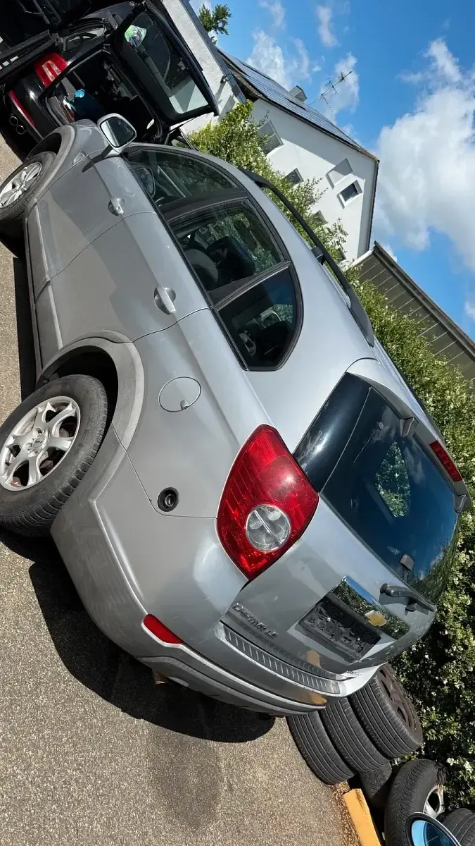 Gebraucht Chevrolet Captiva LS 136 PS (100 kW) 2007 Silber SUV