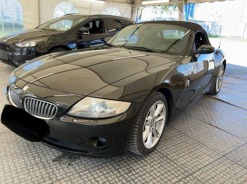 Second-hand BMW Z4 Sport Line 231 CP (169 kW) 2005 Negru Cabrio