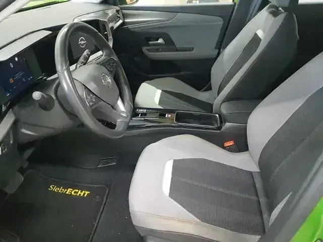Gebraucht Opel Mokka-e Elegance 100 kW (136 PS) 2023 Grün SUV