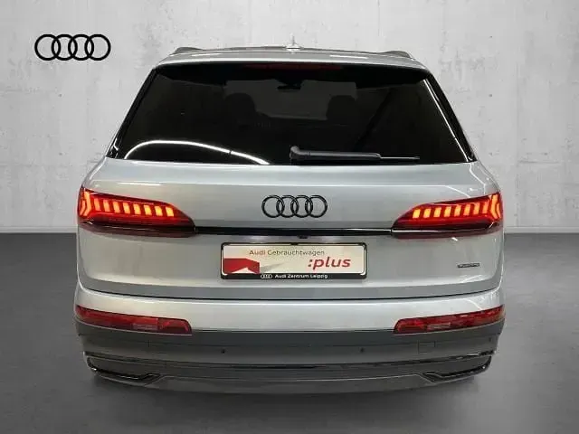 Gebraucht Audi Q7 Business 231 PS (169 kW) 2023 Satellitsilber metallic SUV