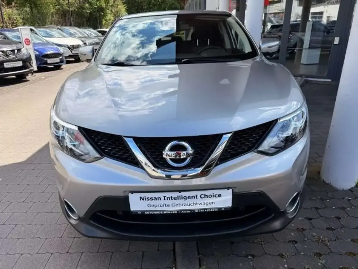 Gebraucht Nissan Qashqai 360º 116 PS (85 kW) 2017 Silber SUV
