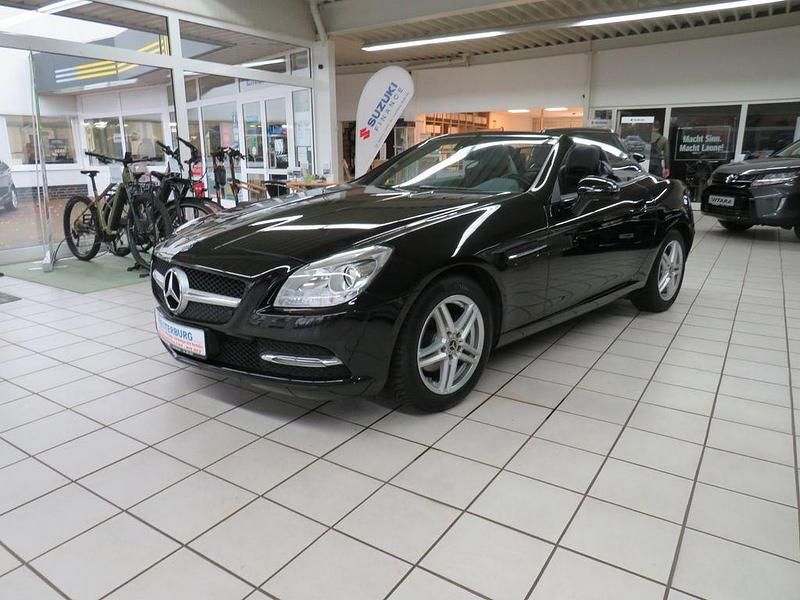 Gebraucht Mercedes SLK200 184 PS (135 kW) 2014 Schwarz Cabrio