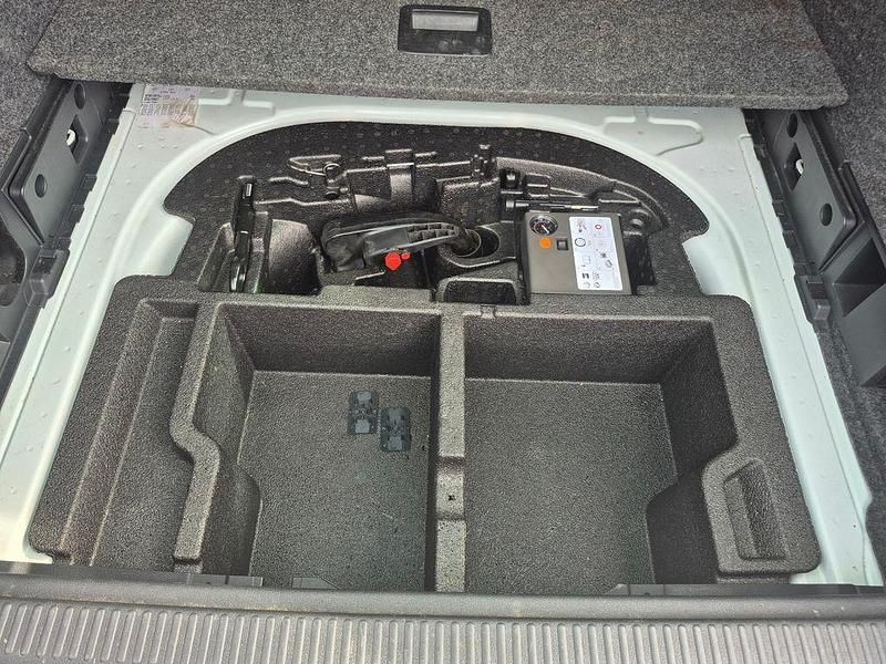 Gebraucht Skoda Octavia 184 PS (135 kW) 2014 Weiß Kleinwagen