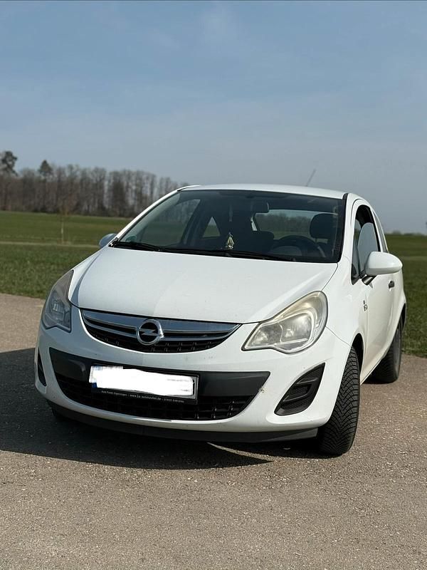 Gebraucht Opel Corsa Selection 70 PS (51 kW) 2012 Weiß Kleinwagen