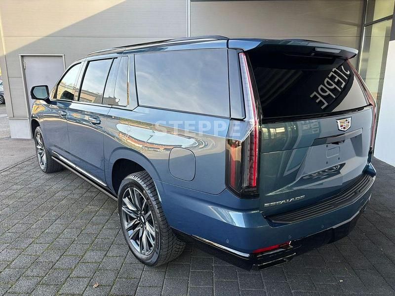 Neu Cadillac Escalade 426 PS (313 kW) 2025 Blau SUV