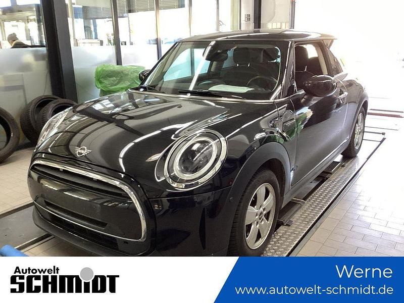 Gebraucht Mini Cooper Essential 136 PS (100 kW) 2024 Schwarz Kleinwagen