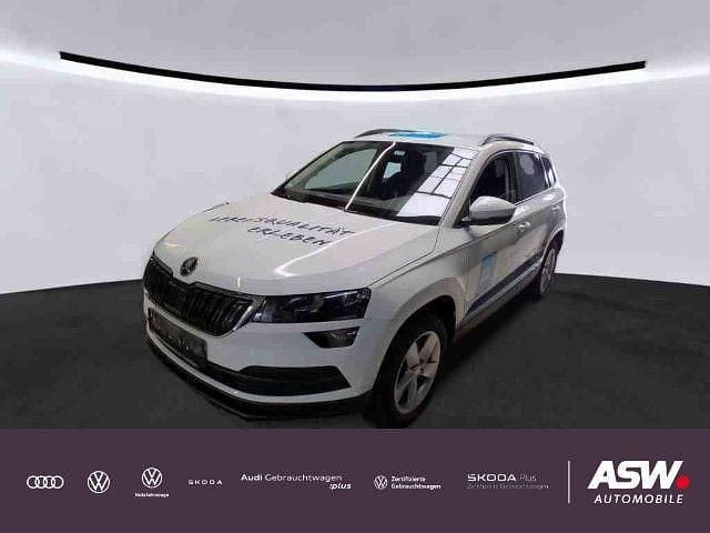 Moonweiß perleffekt Gebraucht 2021 Skoda Karoq Ambition SUV | 24.930 € (Fairer Preis) - Bild 1/4
