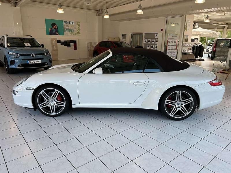 Gebraucht Porsche 911 Carrera 4S Cabriolet 381 PS (280 kW) 2007 Carraraweiß Cabrio