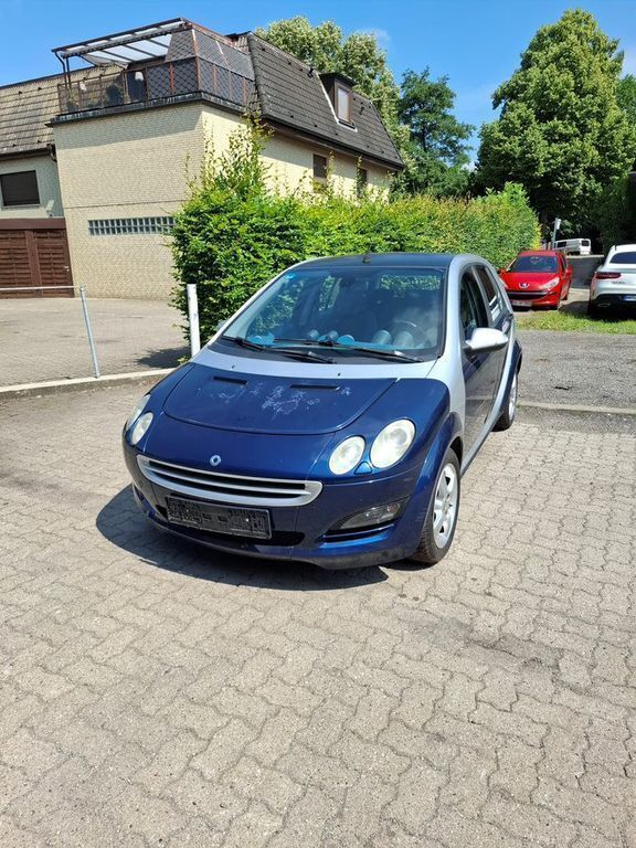 Blau Gebraucht 2005 Smart ForFour Passion Limousine | 1.590 € (Fairer Preis) - Bild 1/4