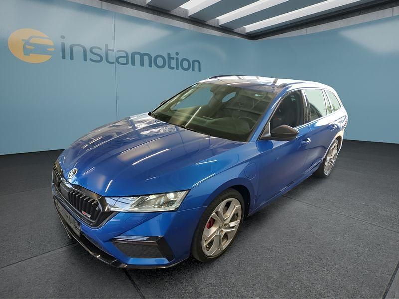 Blau Gebraucht 2021 Skoda Octavia RS Kombi | 27.499 € (Fairer Preis) - Bild 1/4