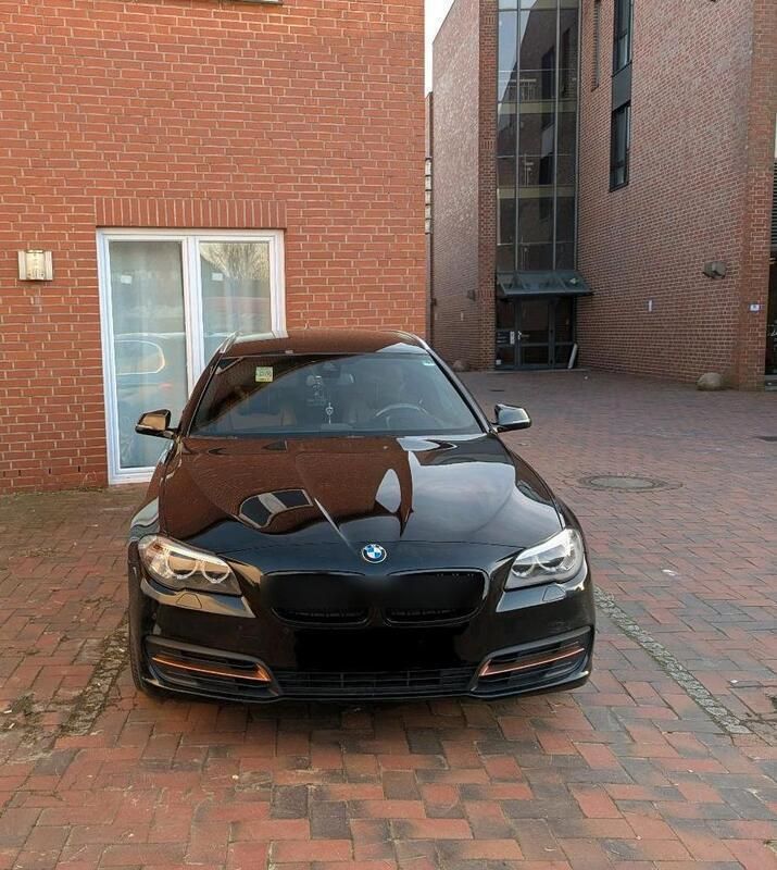 Schwarz Gebraucht 2014 BMW 520 Kombi | 9.800 € (Superpreis) - Bild 1/4
