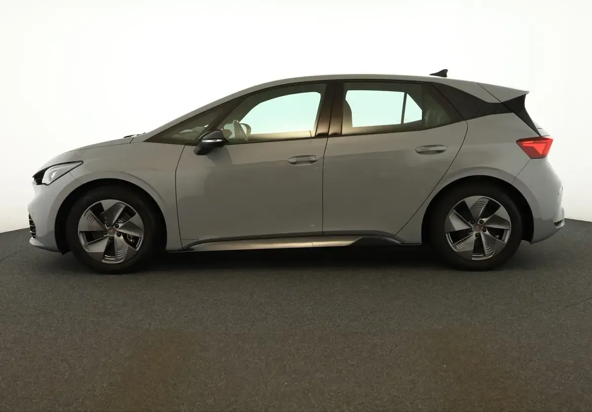 Second-hand Cupra Born 150 kW (204 CP) 2024 Gri Hatchback