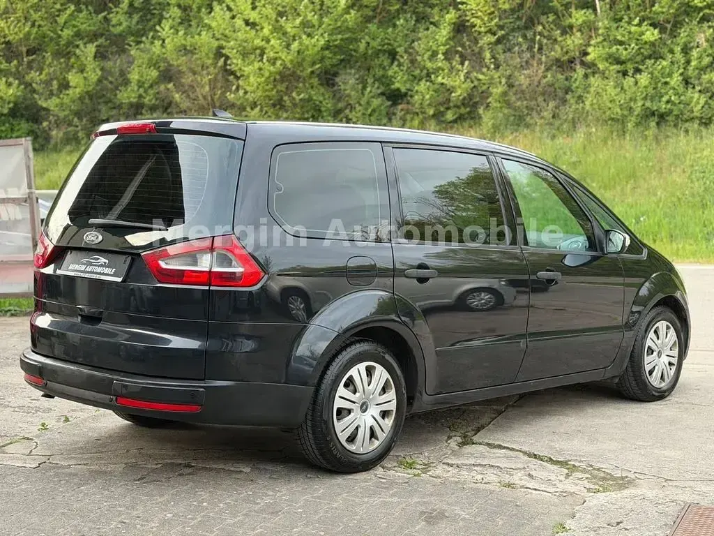 Second-hand Ford Galaxy 136 CP (100 kW) 2010 Negru Monovolum