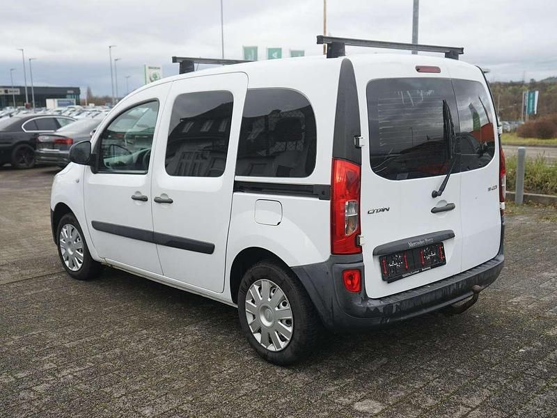 Gebraucht Mercedes Citan 111 110 PS (80 kW) 2015 Arktikweiss Van / Kleinbus
