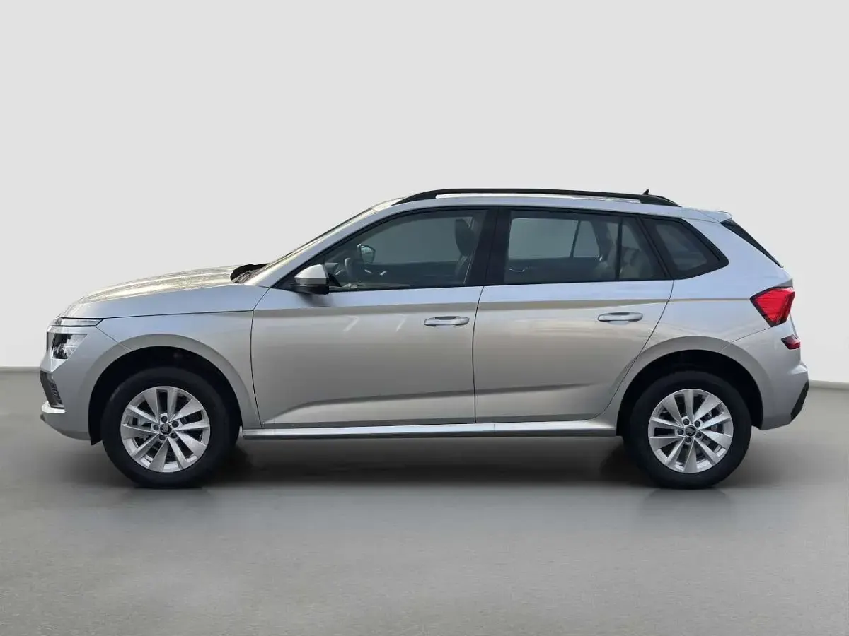 Neu Skoda Kamiq Selection 150 PS (110 kW) 2025 Silber SUV