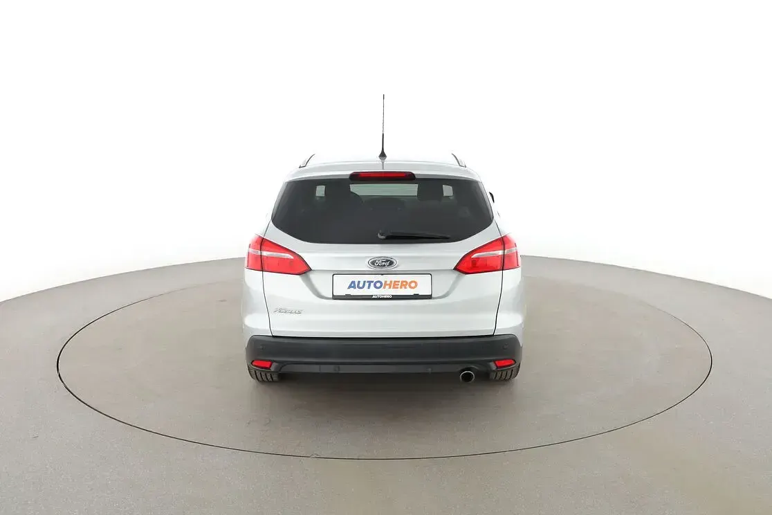 Gebraucht Ford Focus Titanium 150 PS (110 kW) 2015 Grau Kombi