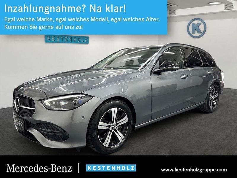 Grau Gebraucht 2023 Mercedes C300 Night Limousine | 42.490 € (Guter Preis) - Bild 1/4