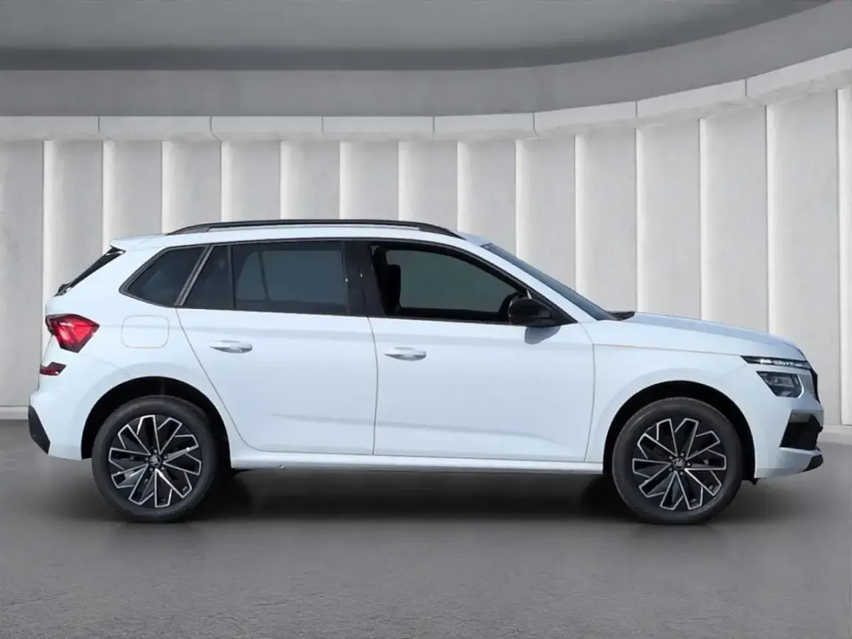 Neu Skoda Kamiq 150 PS (110 kW) 2026 Weiss SUV