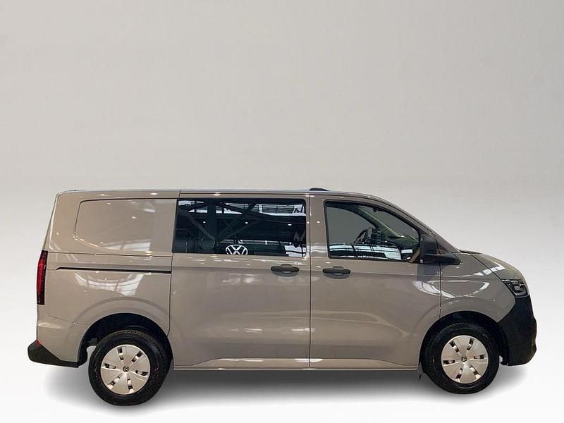 Neu VW T6.1 150 PS (110 kW) 2025 Grau Van