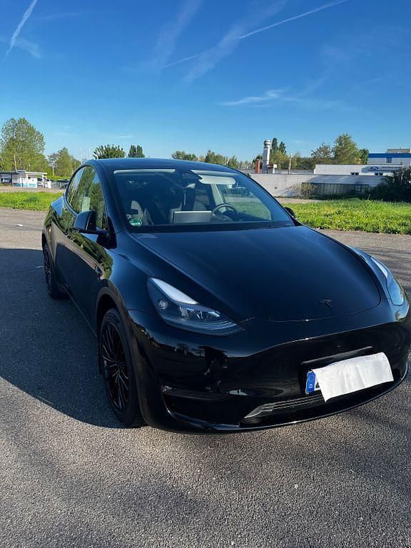 Gebraucht Tesla Model Y Long Range AWD 378 kW (514 PS) 2023 Schwarz SUV