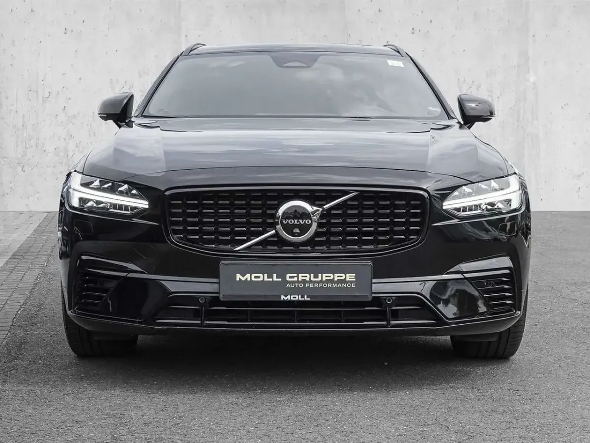 Gebraucht Volvo V90 Ultimate 310 PS (228 kW) 2023 Schwarz Kombi