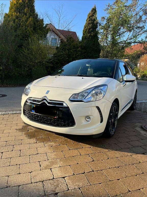Gebraucht Citroën DS3 So Chic 120 PS (88 kW) 2010 Weiß Kleinwagen