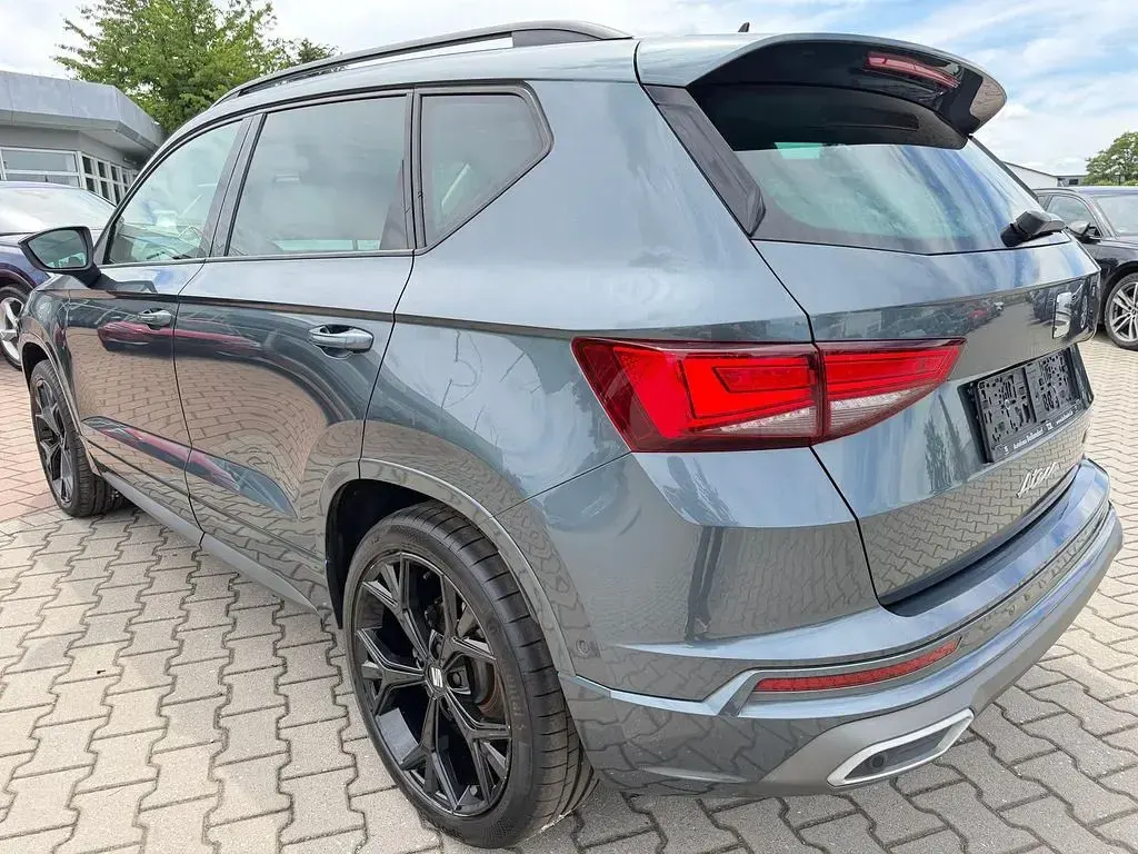 Gebraucht Seat Ateca 4Drive 150 PS (110 kW) 2021 Grau SUV