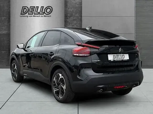 Gebraucht Citroën C4 Shine 131 PS (96 kW) 2024 Schwarz SUV