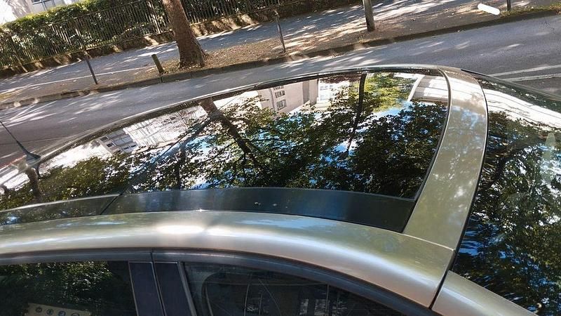 Gebraucht Renault Scénic III Authentique 110 PS (80 kW) 2010 Beige Van / Kleinbus