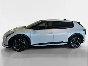 Neu Kia EV4 150 kW (204 PS) 2026 Weiß (deluxe weiss) Limousine