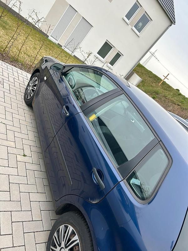 Usado VW Polo 64 HP (47 kW) 2003 Citadino