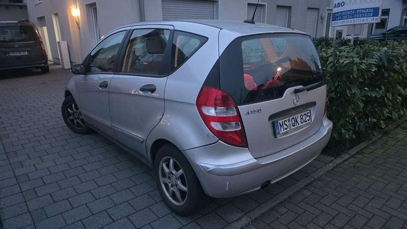 Gebraucht Mercedes A150 Classic 95 PS (69 kW) 2005 Silber Limousine
