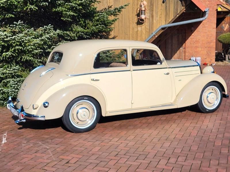 Gebraucht Mercedes 170 40 PS (29 kW) 1950 Beige Limousine